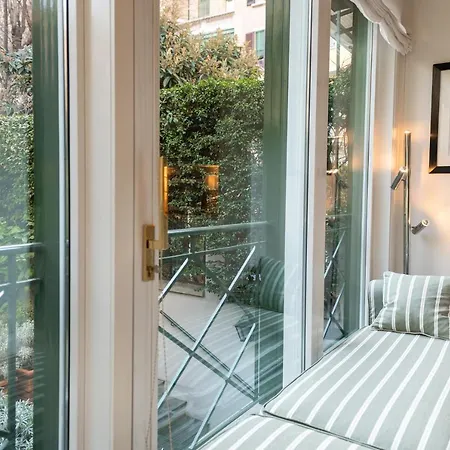 Ritz House Luxury